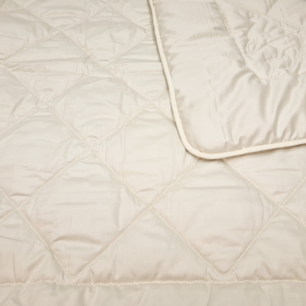 Kamelflaumhaar-Leicht-Bettdecke mit Öko Satinbezug NATUR